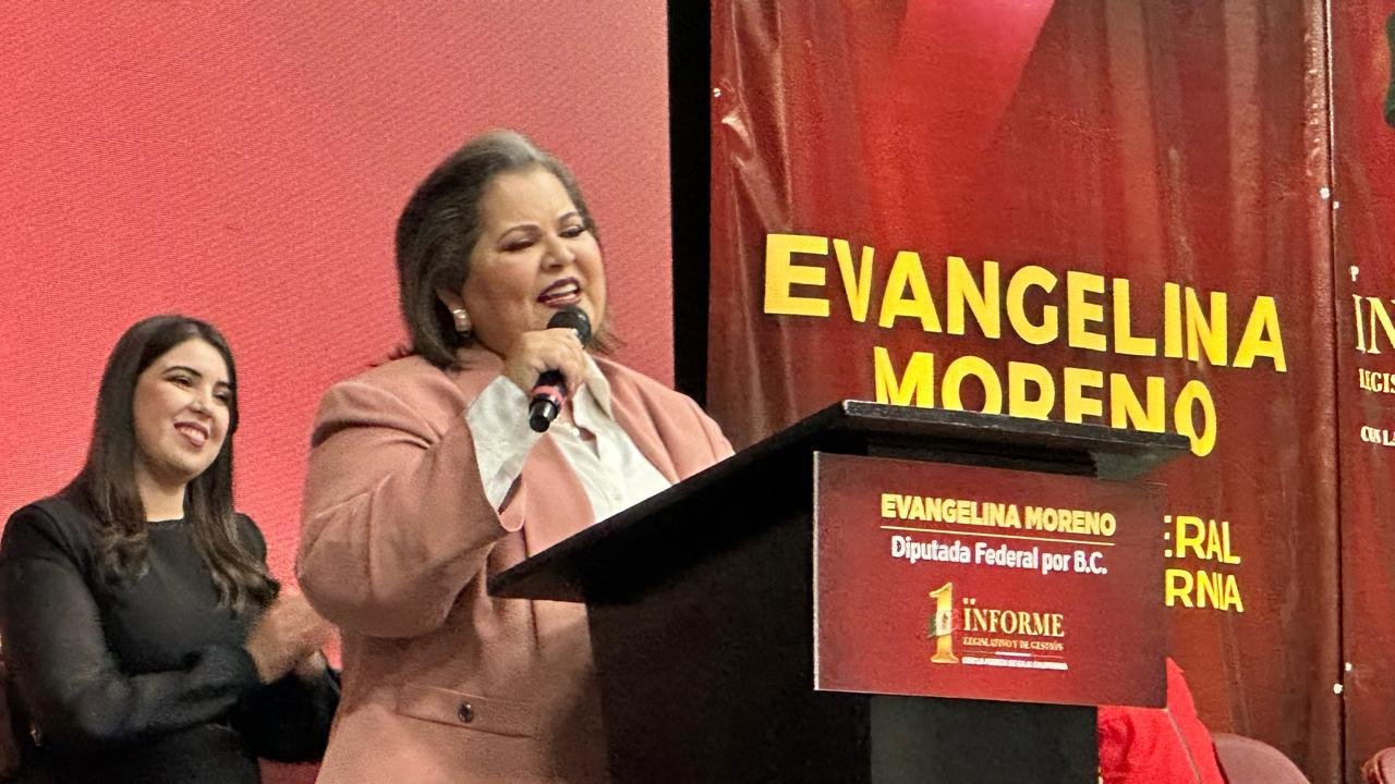 Evangelina Moreno rinde cuentas ante más de 3 mil ciudadanos: gestión legislativa con sello humanista Primer Informe Legislativo